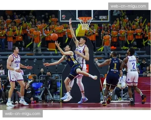 CBA联合央视频道推出历史系列短片《我们的CBA》，首集回顾2006年广东王朝