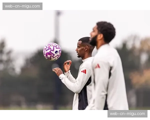 深度报道：西班牙、德国与法国——三种高位压迫哲学在法甲联赛的融合与竞争