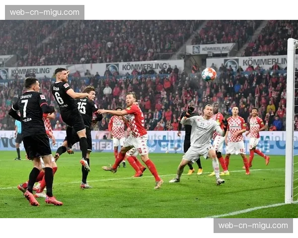 科隆队内爆发流感,三名主力出战弗赖堡成疑